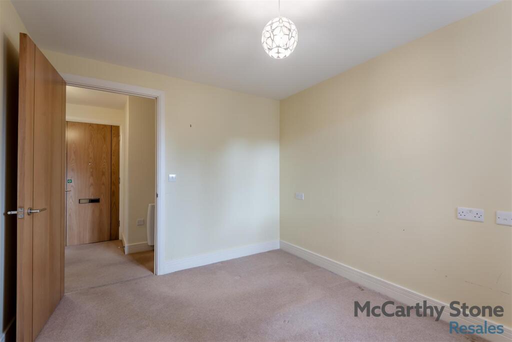 8637561-interior11.jpg