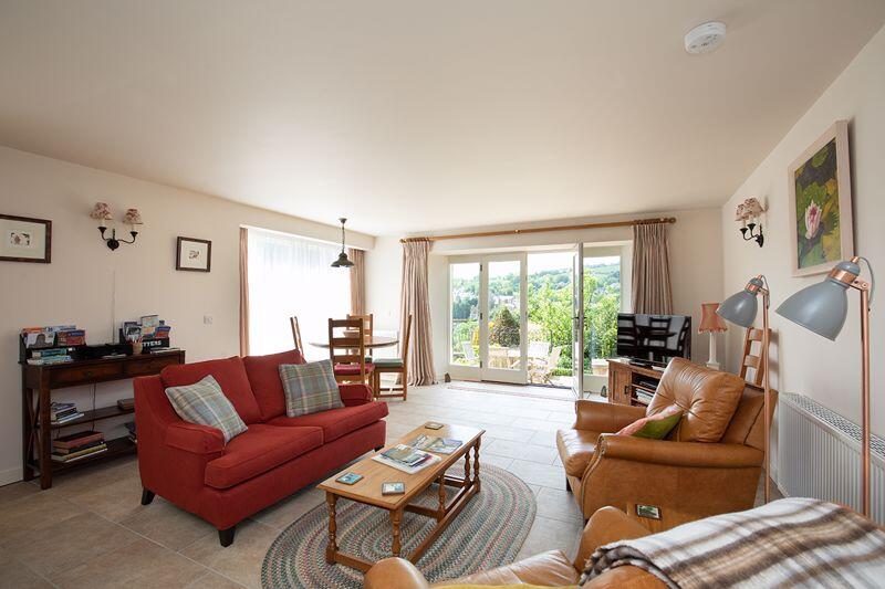 Coach House Sitting Room/Dining Area
