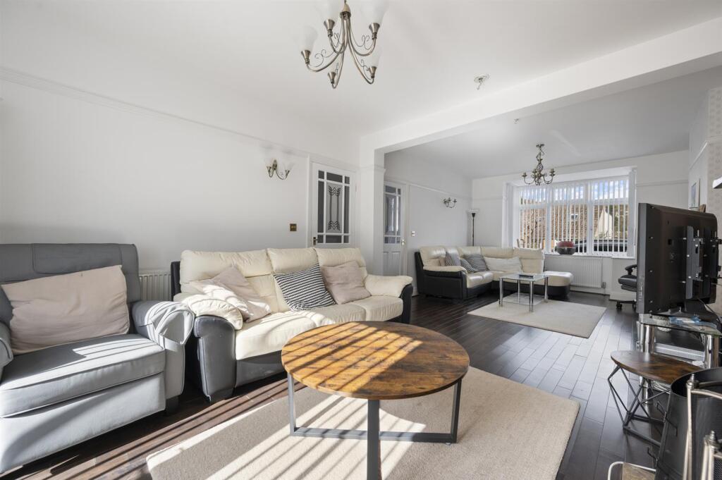 Sitting Room  .jpg