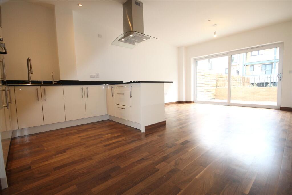 Living/Kitchen