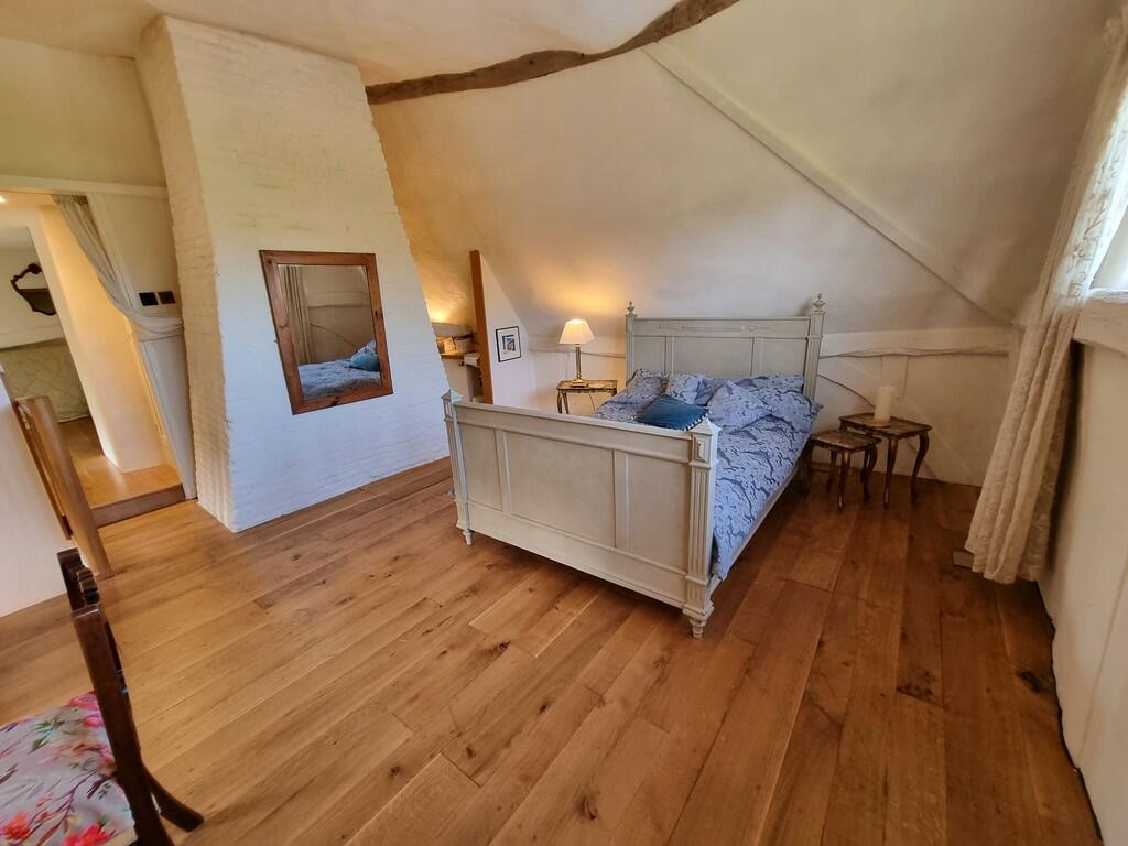 annex bedroom