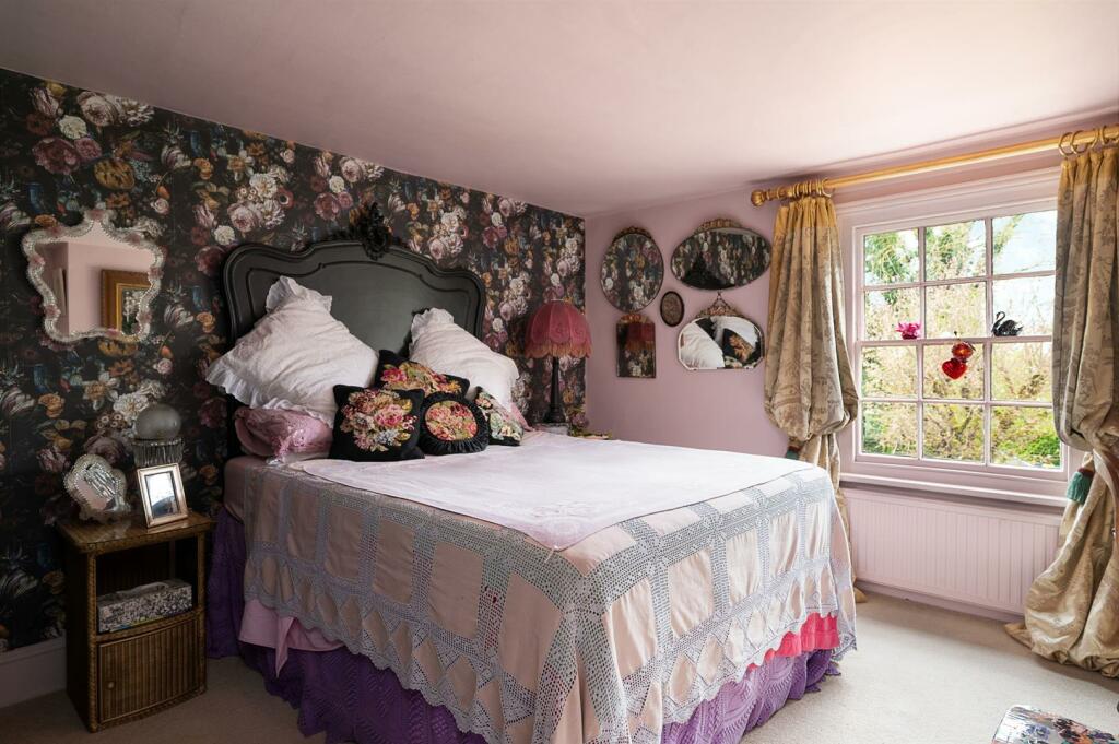 240411-4664 Bedroom.jpg