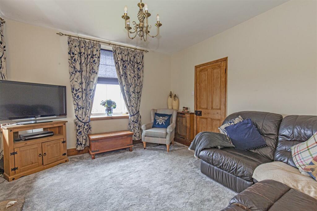 Reception Room-2.jpg