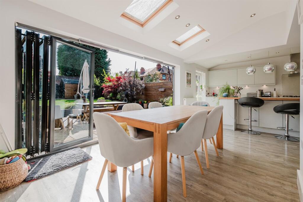 Dining Kitchen Area.jpg
