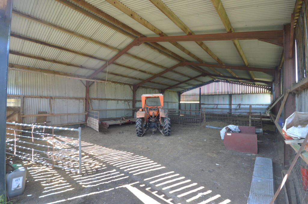 INTERNAL BARN