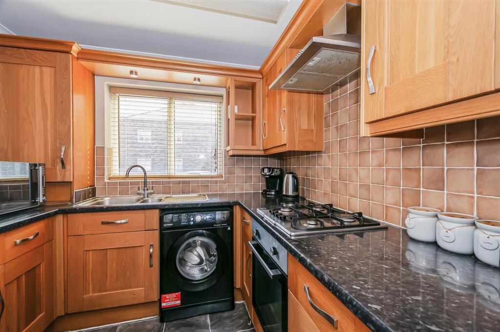 16 Richmond Court1.jpg