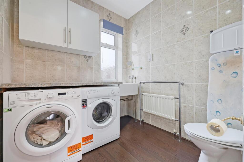 Utility Room/WC