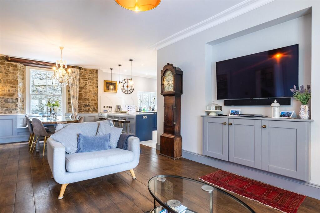 Lounge/Diner/Kitchen