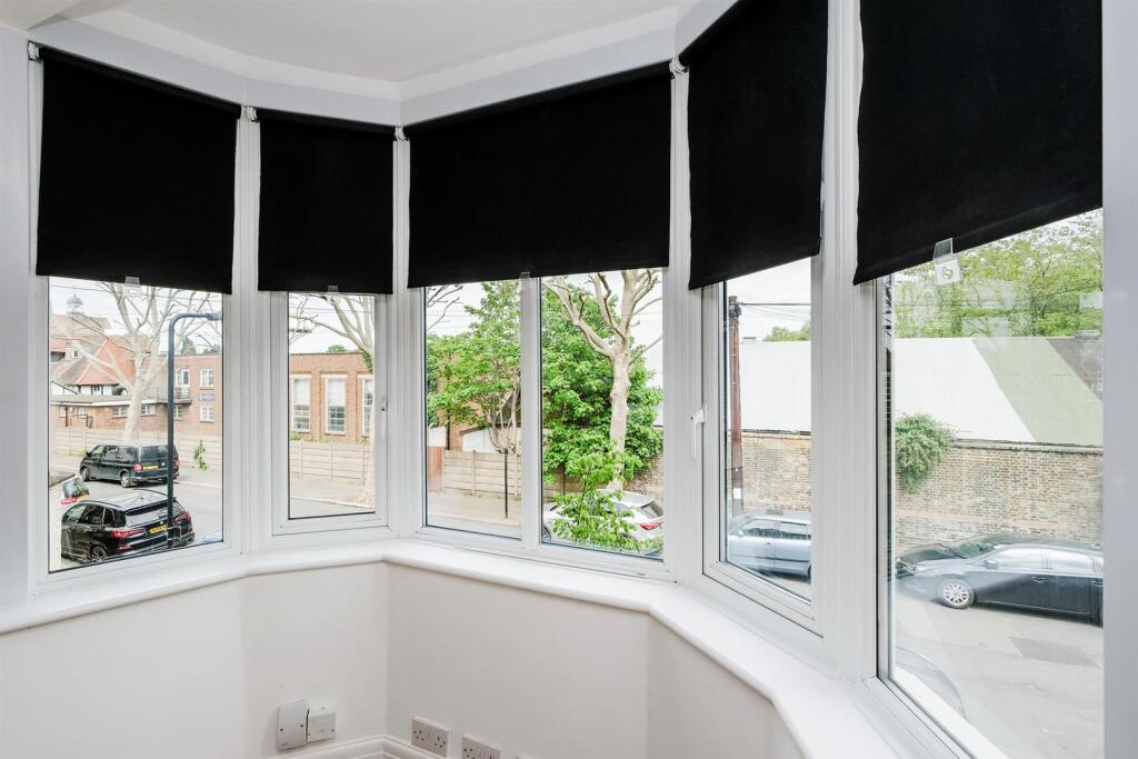 19 Crawley Road-27_web.jpg