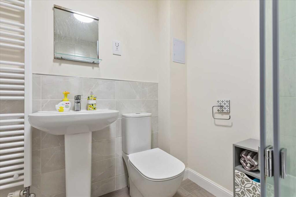 Bathroom (1)