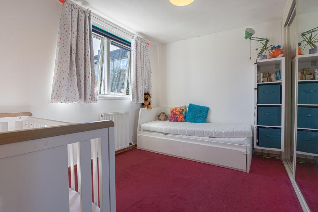 KidsBedroomAngle1