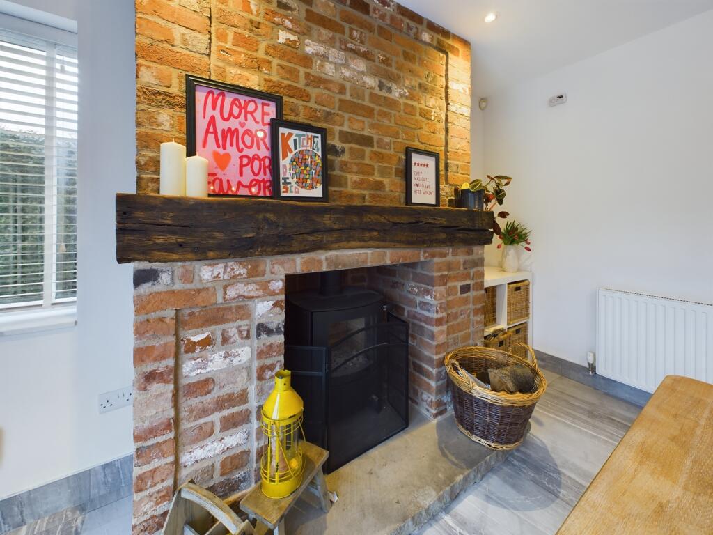Chimney breast