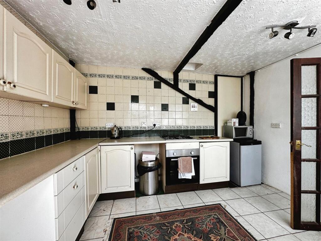 d8b00d6e-7-4BCC-9312-B2AC59CFC495-8890-000002E7B26