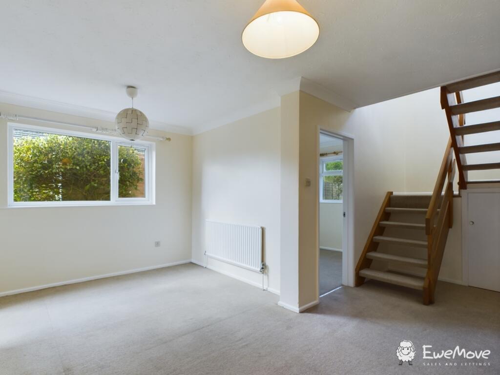 CAM02899G0-PR0037-STILL012