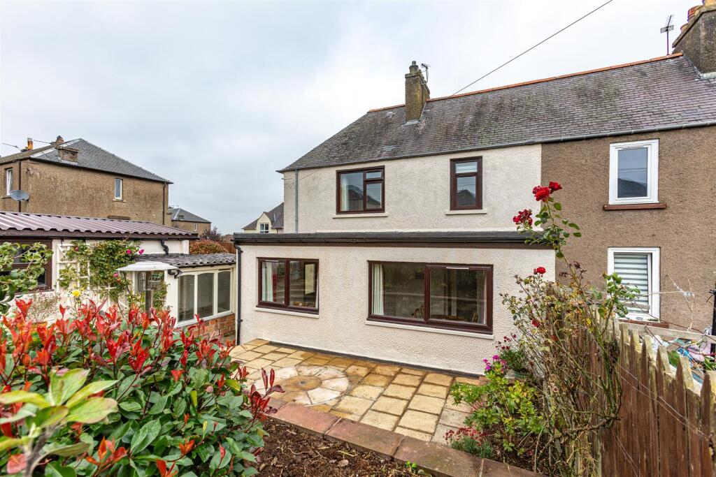 8 Eildon Terrace Newtown St Boswells 49.JPG