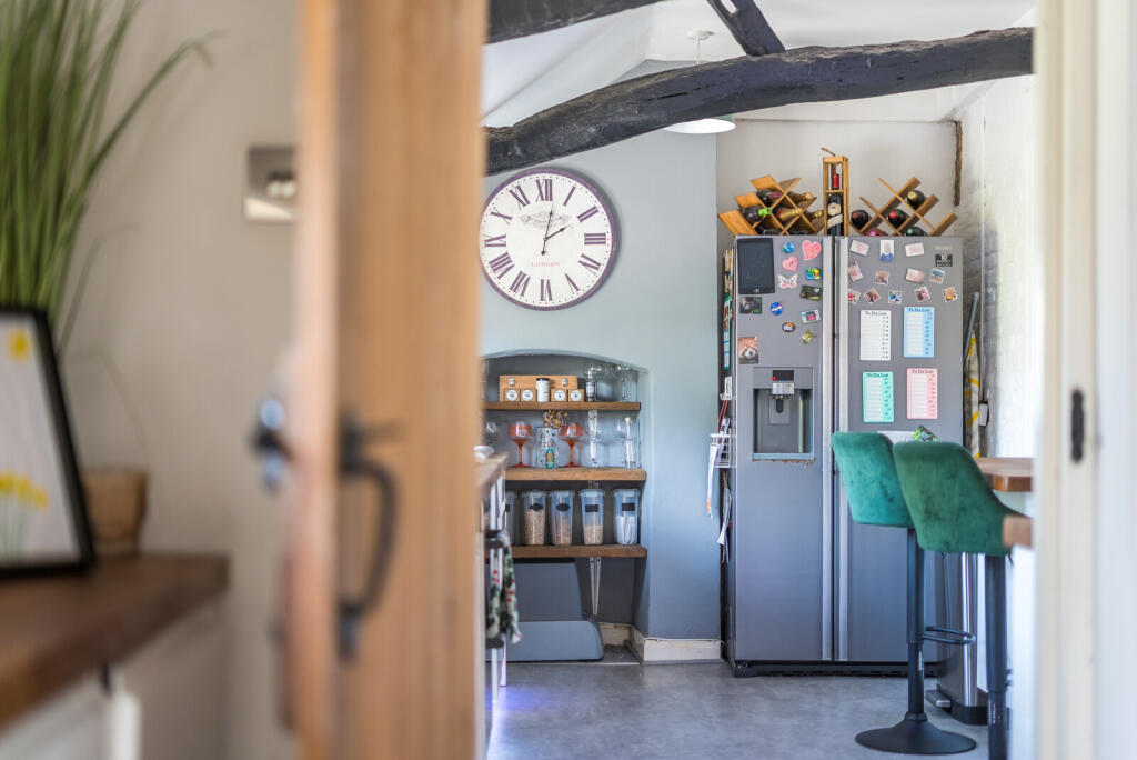 1306516-30-684c30...