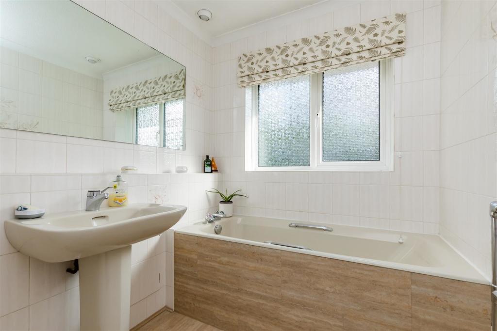 Woodland Drive 45-9.JPG