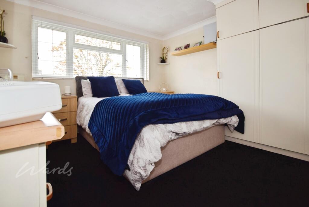 wainscott bed 1