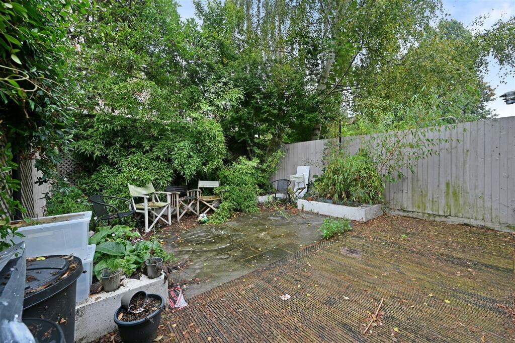 RCAR - Julian Avenue9.JPG