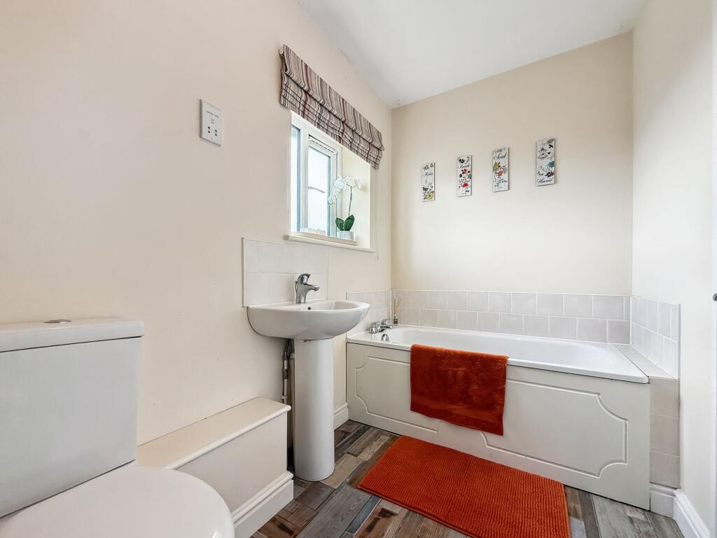 Top Floor Shower Room