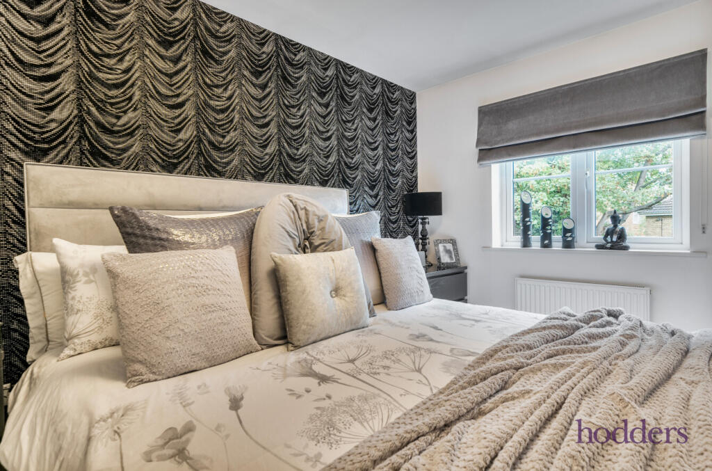 c89a6db2-8475-4c0...