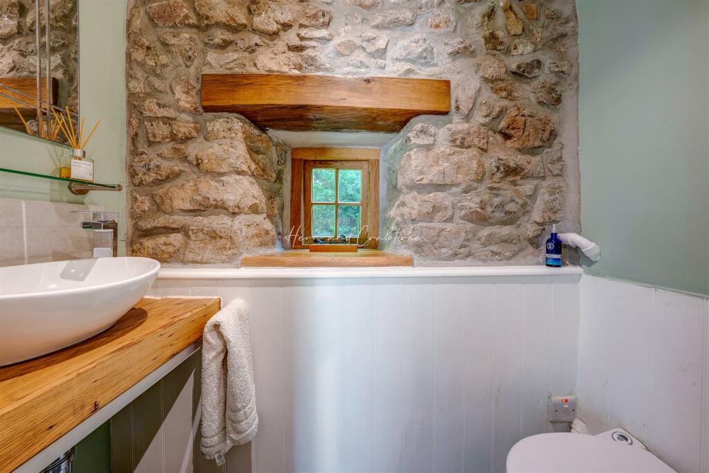 Rhiwbina Hill, Cardiff, HernCrabtree (14).jpg