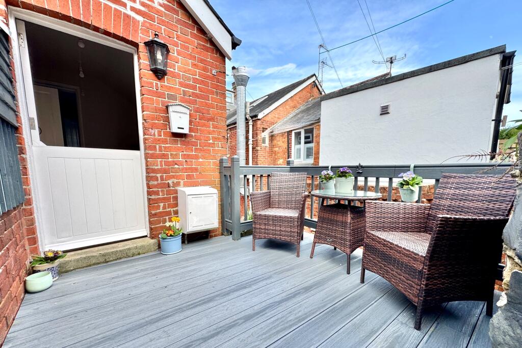 Timber Deck Entrance