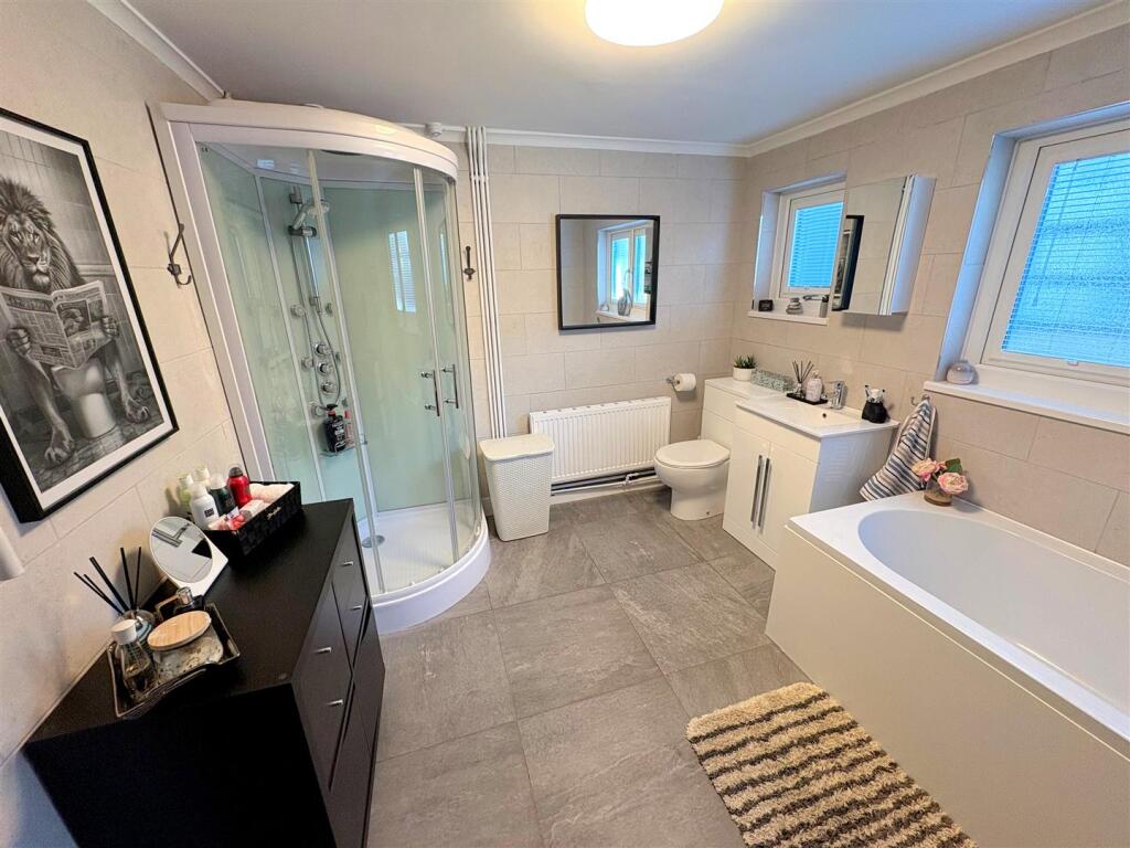 Family Bathroom