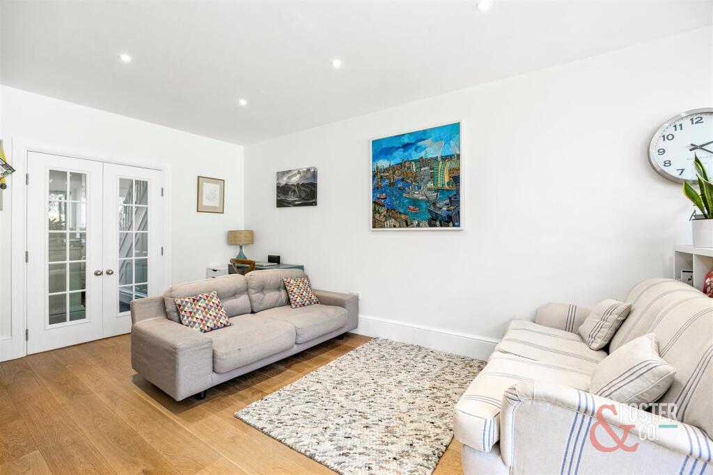 Wilbury Crescent, 6 _011.JPG
