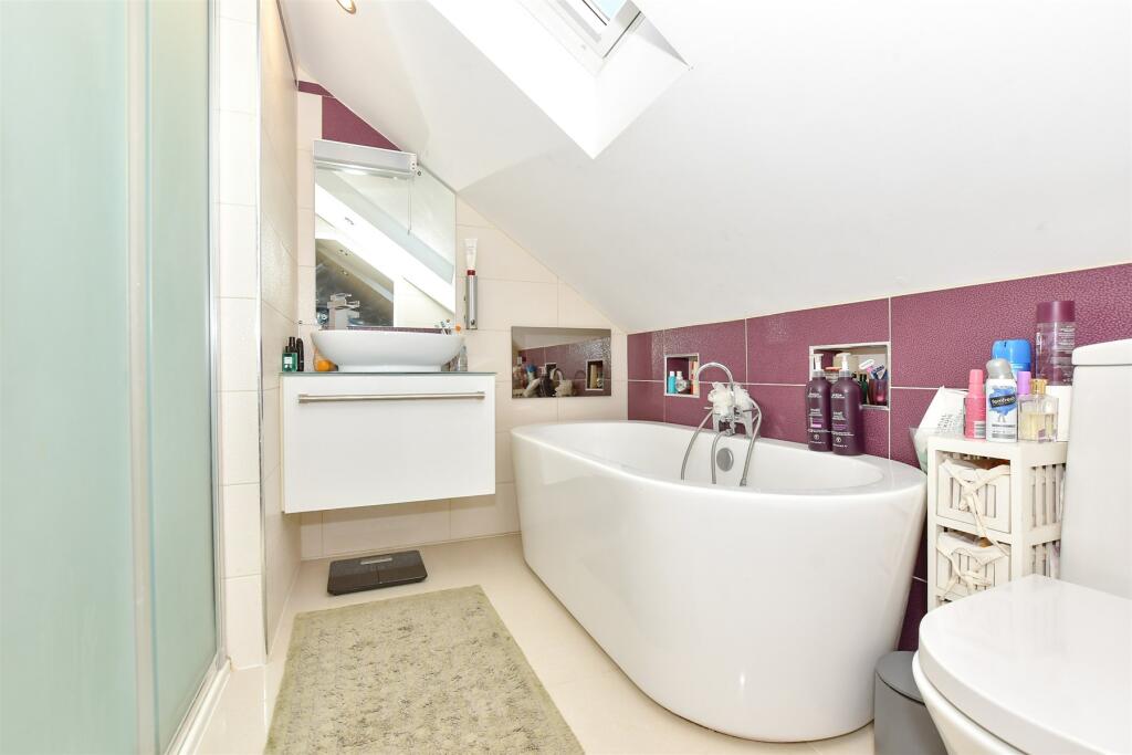 Ensuite Bathroom