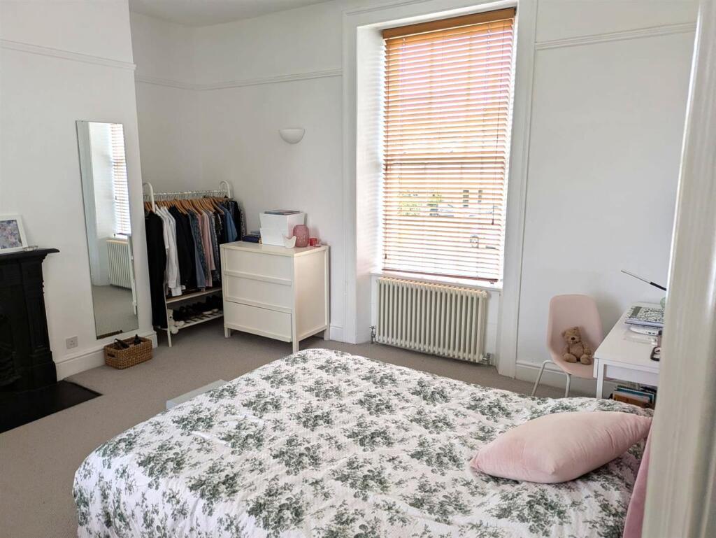 WhatsApp Image 2025-11-07 at 13.24.30_8a3849dd.jpg