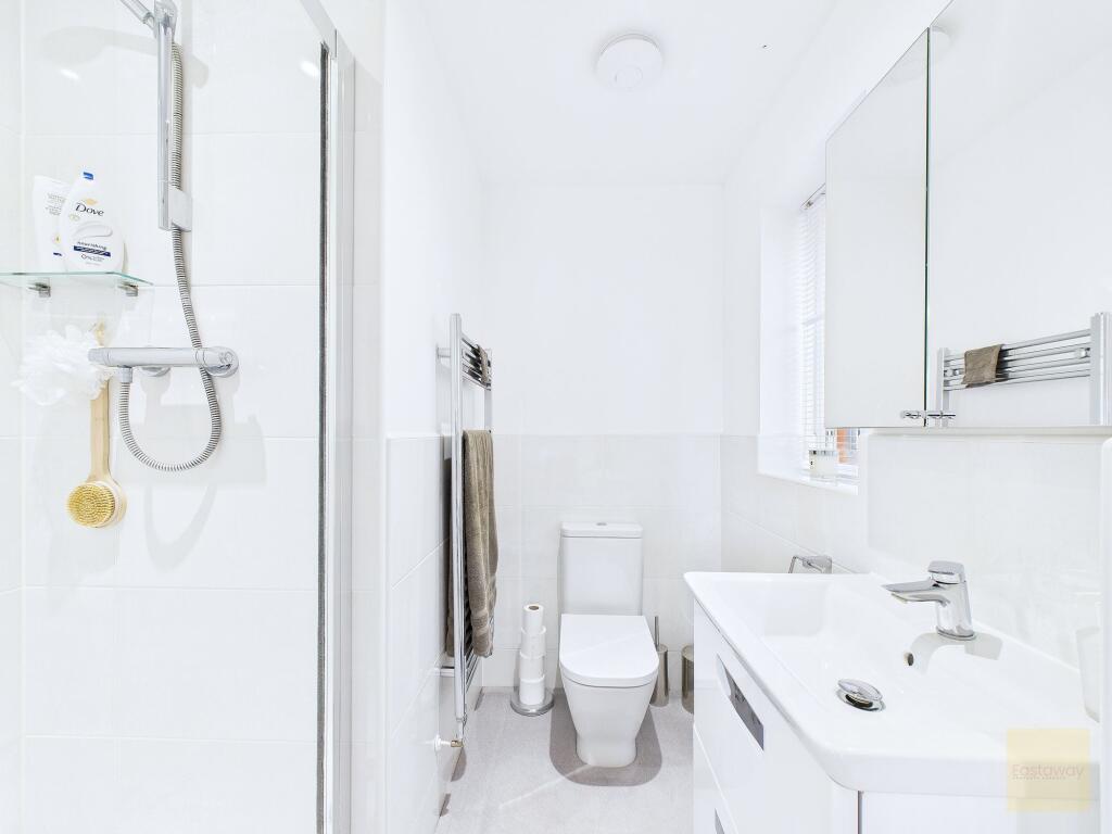 Bedroom 2 En-Suite