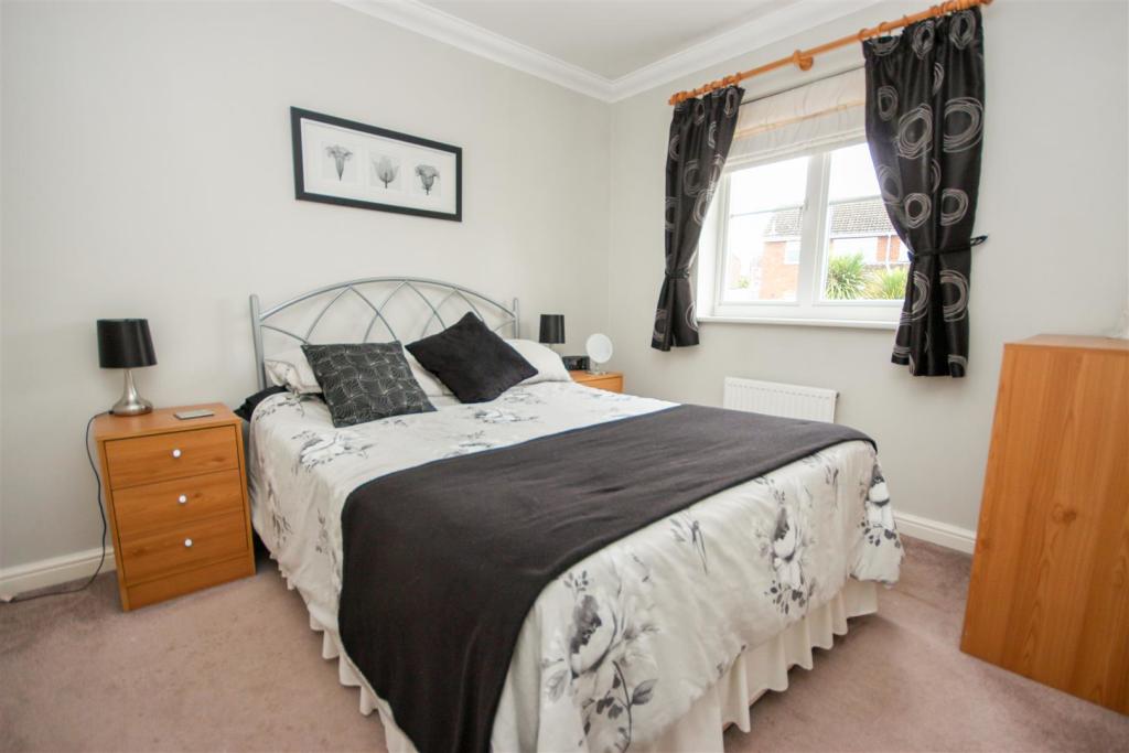 Bedroom 3.jpg