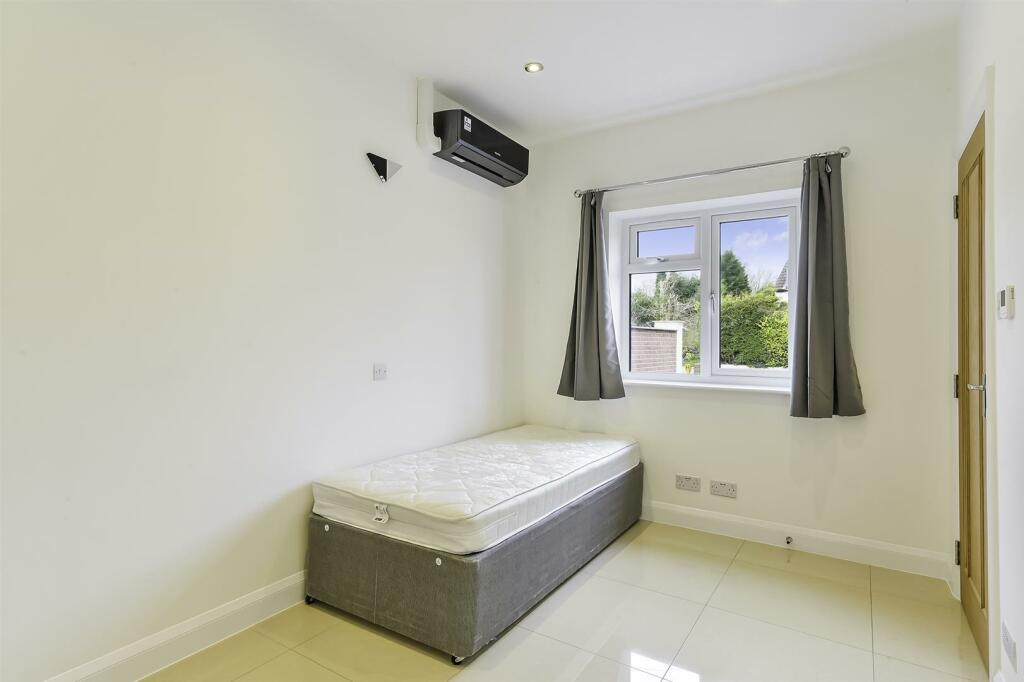 JOSEPHINE AVENUE, 75- (13).jpg