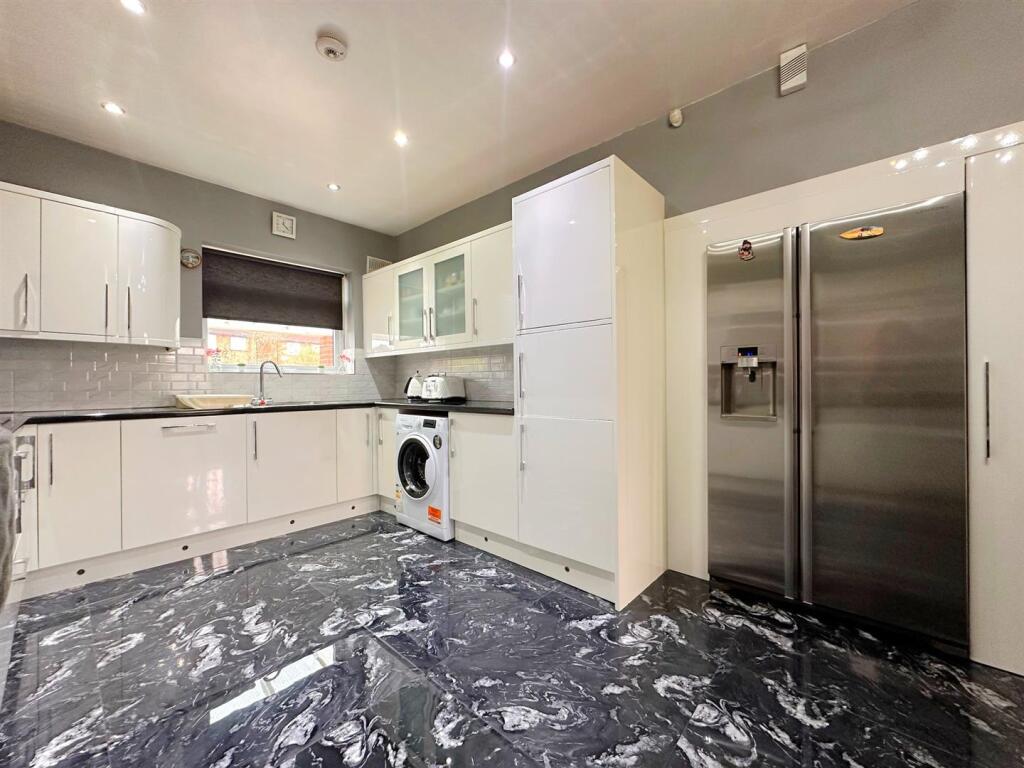Kitchen / Diner