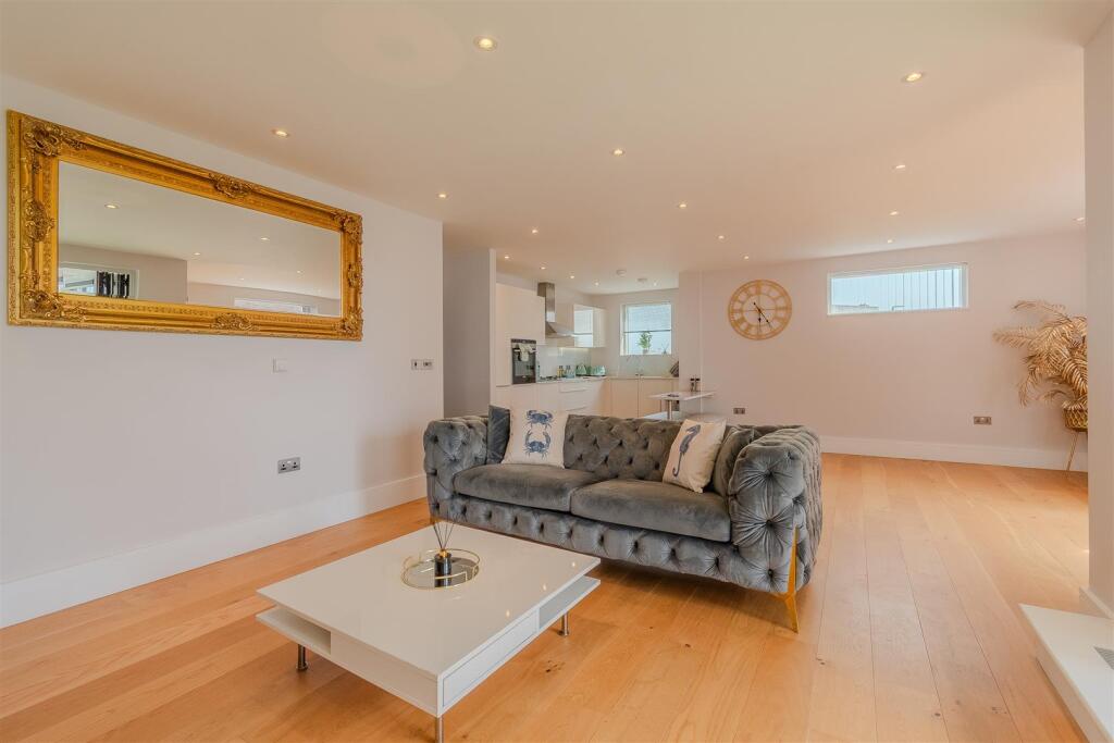 250426_FLAT11EDENPOINT-05.jpg