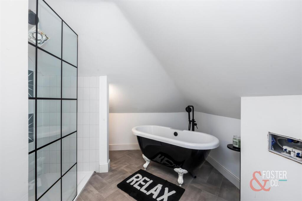 Valley Drive, 91-026.jpg