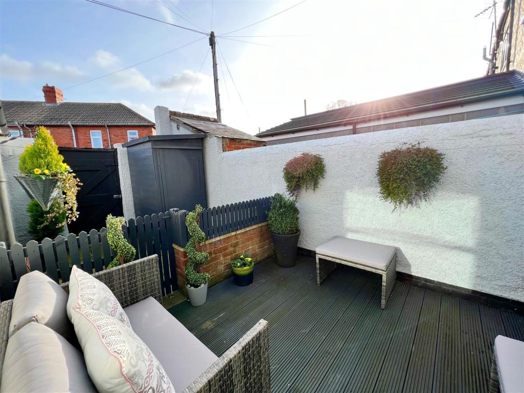Yard pic 1.jpg