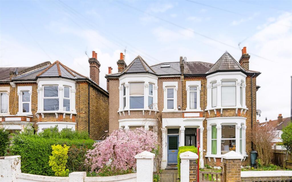 Hurstbourne Road-14.jpg