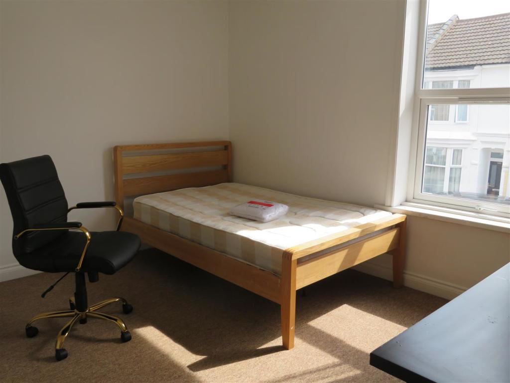 101 Jessie Bed3.JPG