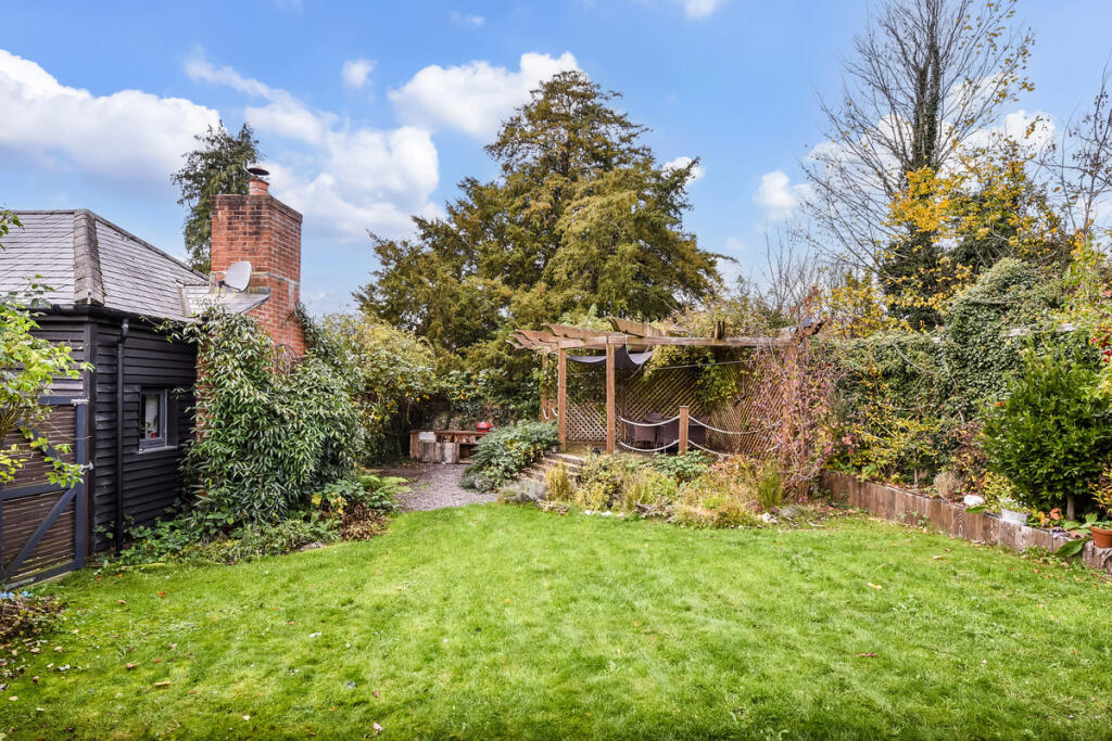 Barley Road, Andover, Hampshire SP11 6GB