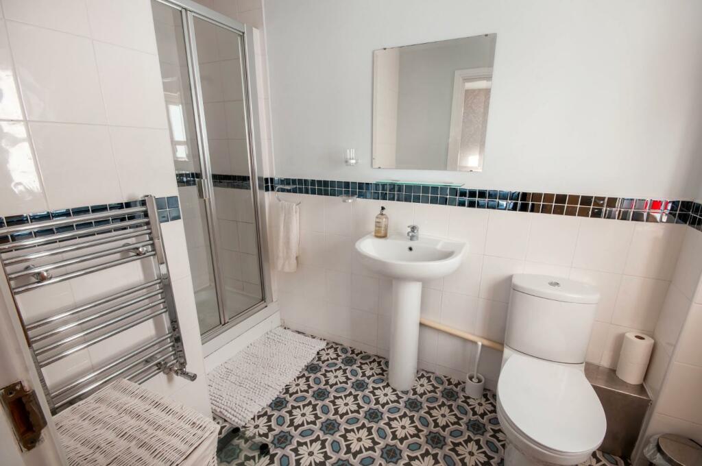 Ensuite Shower Room