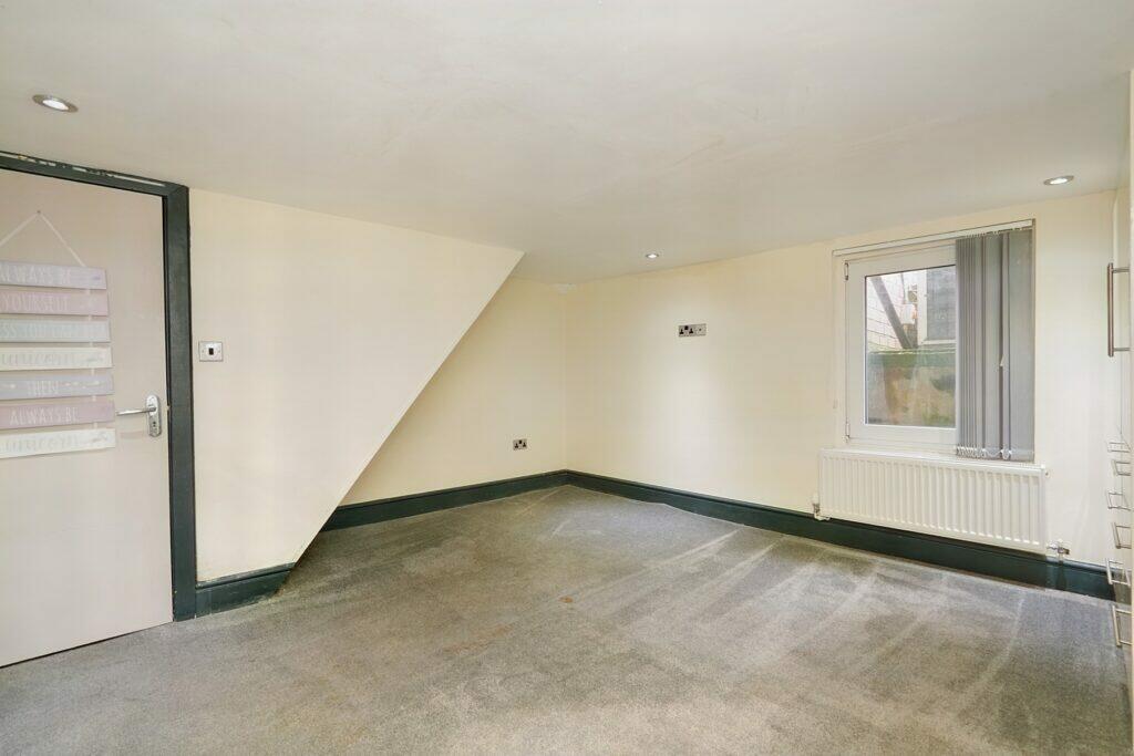 17 Garden Terrace - Bedroom