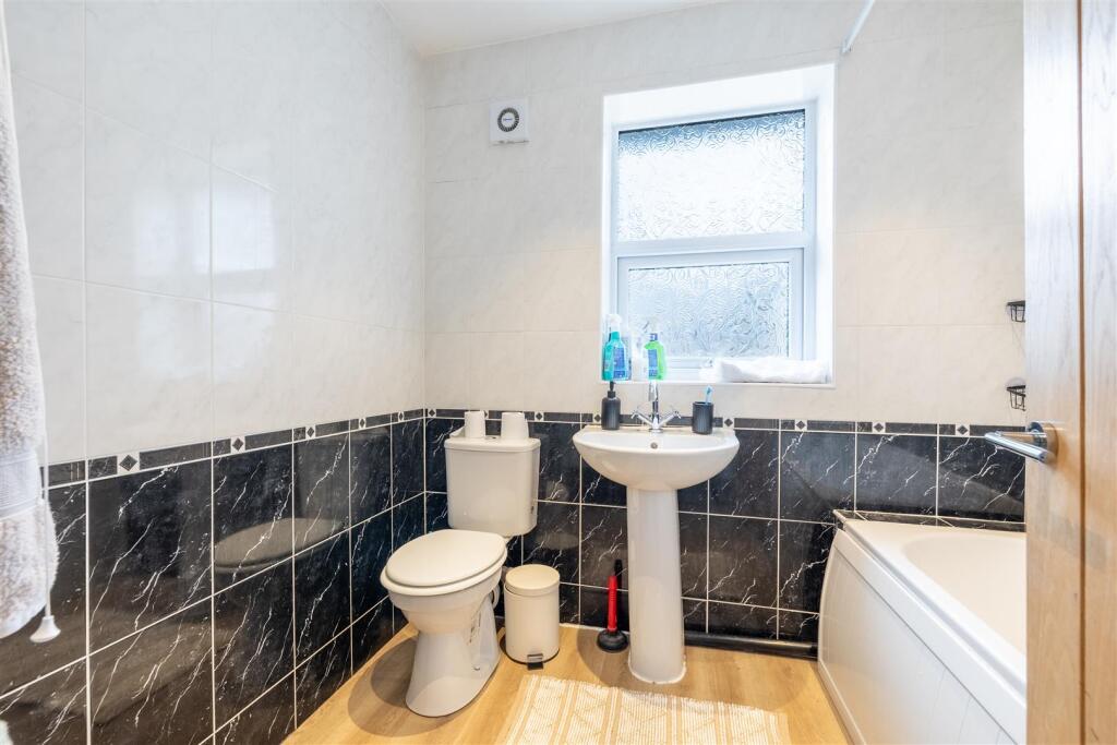 45 Bridge Road_4.jpg