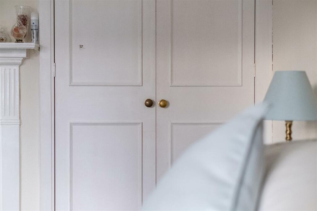 Constables - Holywell Close-54.jpg