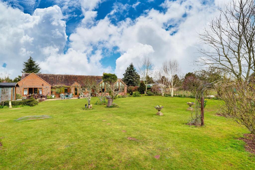 6 Acton Barns (48).jpg