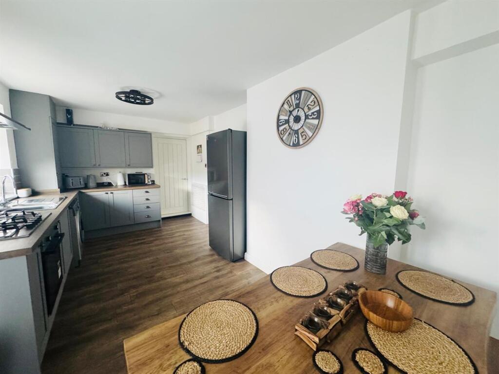 Kitchen Diner