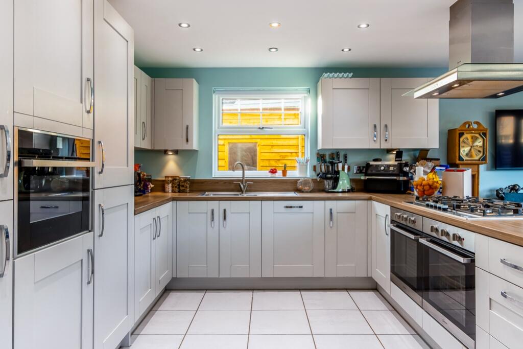 1 Field Drive (Wyberton)-18