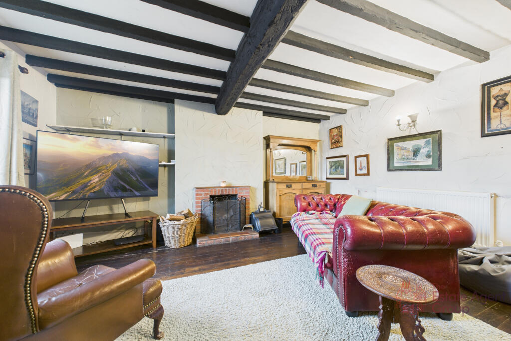 CAM02494G0-PR0066-STILL005