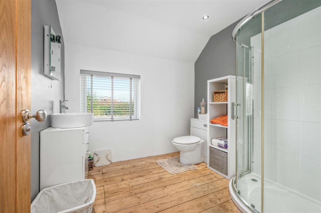 Mayswood Road, Wootton Wawen, Henley-In-Arden